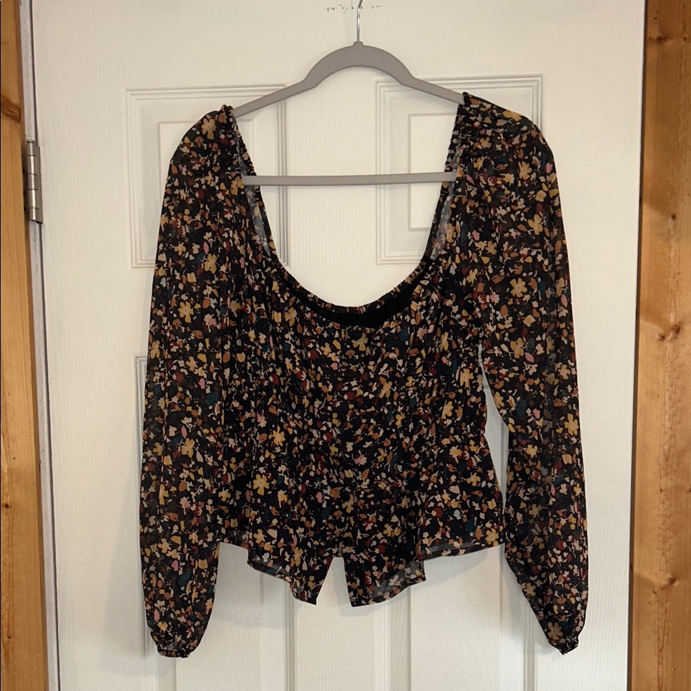 NWT Flag & Anthem Floral Blouse